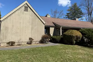 133 Bannock Ln, Stratford, CT 06614 - Photo 1