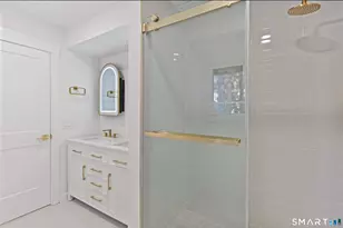 133 Bannock Ln, Stratford, CT 06614 - Photo 20