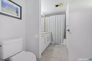 25 Forest St, Stamford, CT 06901 - Photo 14