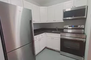 637 Cove Rd, Stamford, CT 06902 - Photo 2