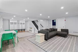 94 Glen Dr, New Canaan, CT 06840 - Photo 32