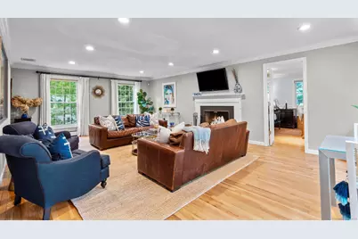 94 Glen Drive, New Canaan, CT 06840 - Photo 14