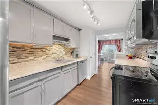 34 Cinnamon Springs, South Windsor, CT 06074 - Photo 8