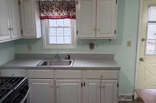 433 Tolland St, East Hartford, CT 06108 - Photo 4