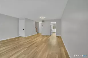 10 Briar Ct, Cromwell, CT 06416 - Photo 4