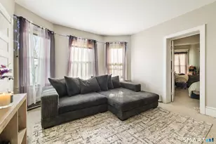 547 East St, New Britain, CT 06051 - Photo 4