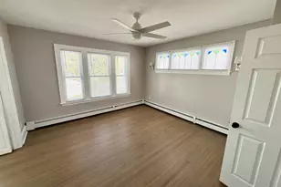 24 Cross St, New Britain, CT 06053 - Photo 10