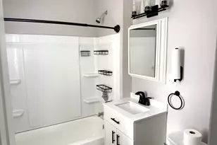 24 Cross St, New Britain, CT 06053 - Photo 14