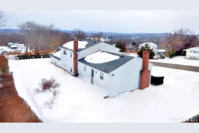 160 Meadowlark Drive, Waterbury, CT 06708 - Photo 6