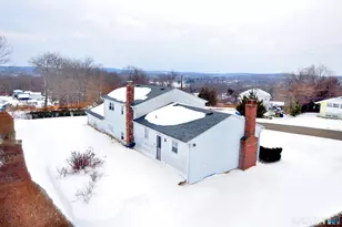 160 Meadow Lark Dr, Waterbury, CT 06708 - Photo 6