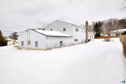 160 Meadowlark Drive, Waterbury, CT 06708 - Photo 4