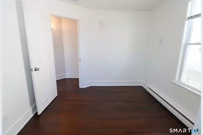 10 Park Street, New London, CT 06320 - Photo 16