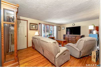 79 Roosevelt Boulevard, Enfield, CT 06082 - Photo 8