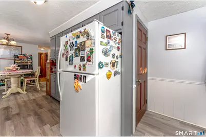 79 Roosevelt Boulevard, Enfield, CT 06082 - Photo 14