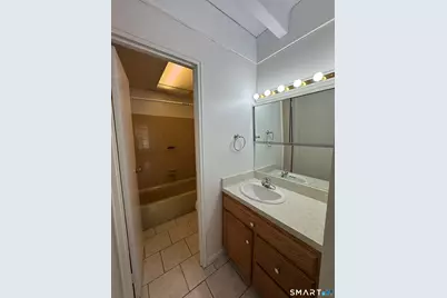 20 Prospect Street #APT 64, Manchester, CT 06040 - Photo 16