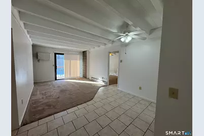 20 Prospect Street #APT 64, Manchester, CT 06040 - Photo 1