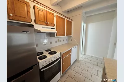 20 Prospect Street #APT 64, Manchester, CT 06040 - Photo 12