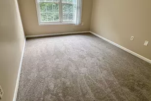 31 Marie St, New Haven, CT 06513 - Photo 14