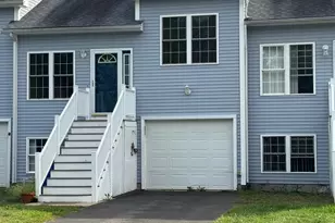 31 Marie St, New Haven, CT 06513 - Photo 1