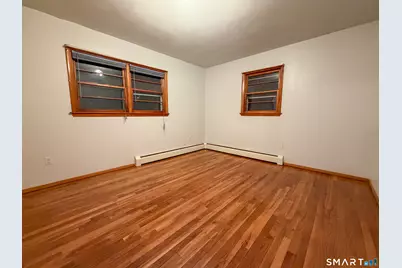 14 Charles Court, Naugatuck, CT 06770 - Photo 6