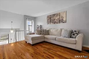 109 Peddlars Dr, Branford, CT 06405 - Photo 4