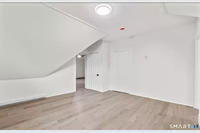 32 Lamberton Street #3, New Haven, CT 06519 - Photo 2