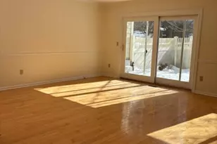 12 Blvd Dr, Danbury, CT 06810 - Photo 8