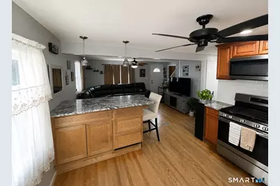 97 Pearl Lake Road, Waterbury, CT 06706 - Photo 4