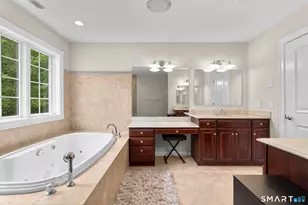 43 Chestnut Grove, Guilford, CT 06437 - Photo 18
