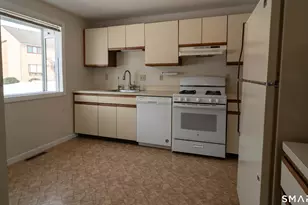 147 Skyview Dr, Cromwell, CT 06416 - Photo 6