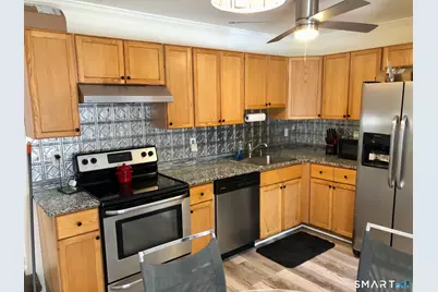 92 Hamden Avenue #APT 1, Waterbury, CT 06704 - Photo 6