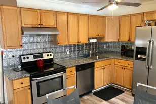 92 Hamden Ave, Waterbury, CT 06704 - Photo 6