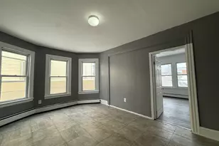 660 W Main St, New Britain, CT 06053 - Photo 6