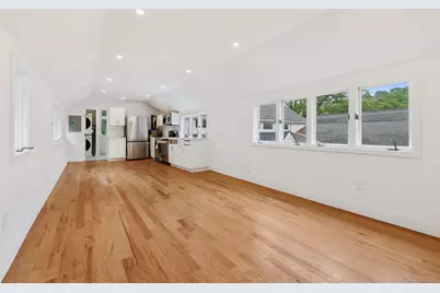 529 Danbury Road #D, Wilton, CT 06897 - Photo 2