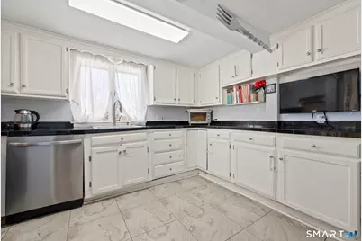 5 Wall Street, Middletown, CT 06457 - Photo 2