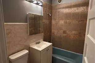 448 Hillside Ave, Hartford, CT 06106 - Photo 6