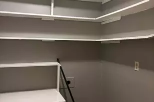 448 Hillside Ave, Hartford, CT 06106 - Photo 10