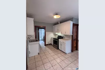 448 Hillside Avenue #3, Hartford, CT 06106 - Photo 1