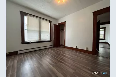 16 Clifton Avenue, Waterbury, CT 06710 - Photo 4