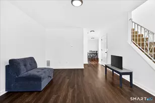 15 Crest St, West Haven, CT 06516 - Photo 4