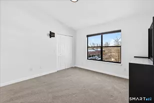 15 Crest St, West Haven, CT 06516 - Photo 18