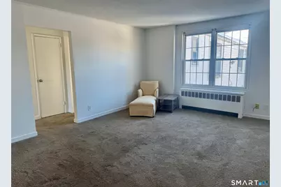 186 Louisiana Avenue #D, Bridgeport, CT 06610 - Photo 4