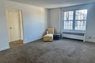 186 Louisiana Ave, Bridgeport, CT 06610 - Photo 4