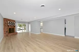 28 Mill Hill Rd, Fairfield, CT 06890 - Photo 4