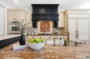 17 Bittersweet Way, Stonington, CT 06378 - Photo 6