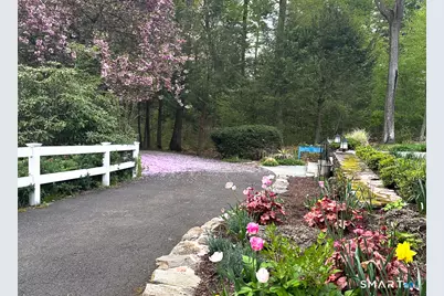 34 Milan Road, Woodbridge, CT 06525 - Photo 36