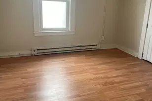 21 Taylor St, Waterbury, CT 06702 - Photo 4