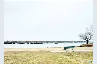 28 Beal Street, Stamford, CT 06902 - Photo 32