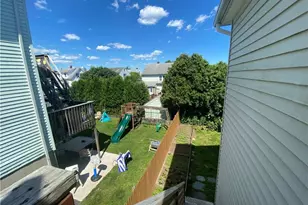 28 Beal St, Stamford, CT 06902 - Photo 24