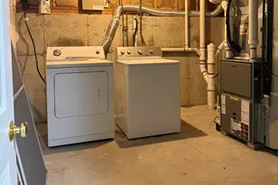 765 Hart St, Bridgeport, CT 06606 - Photo 26